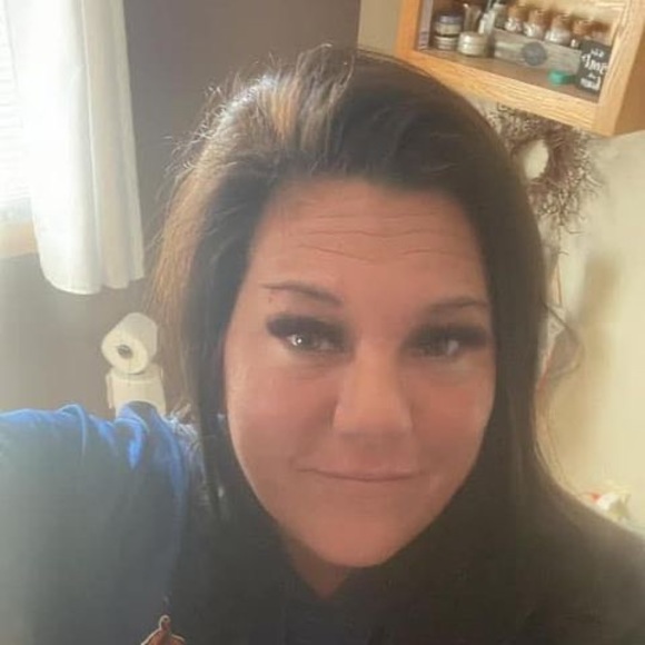 Meet your Posher, Rae - Picture 1 of 1